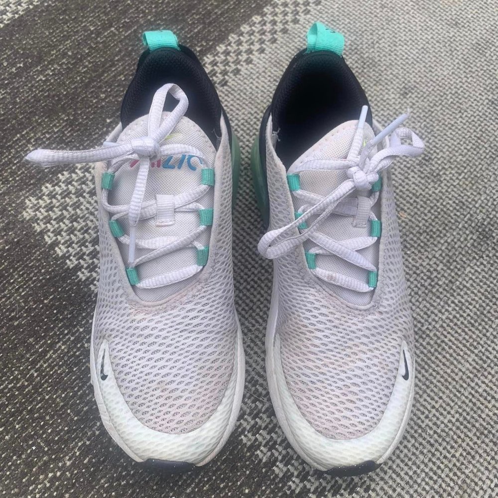 Nike Air Max 270 YOUTH sneakers